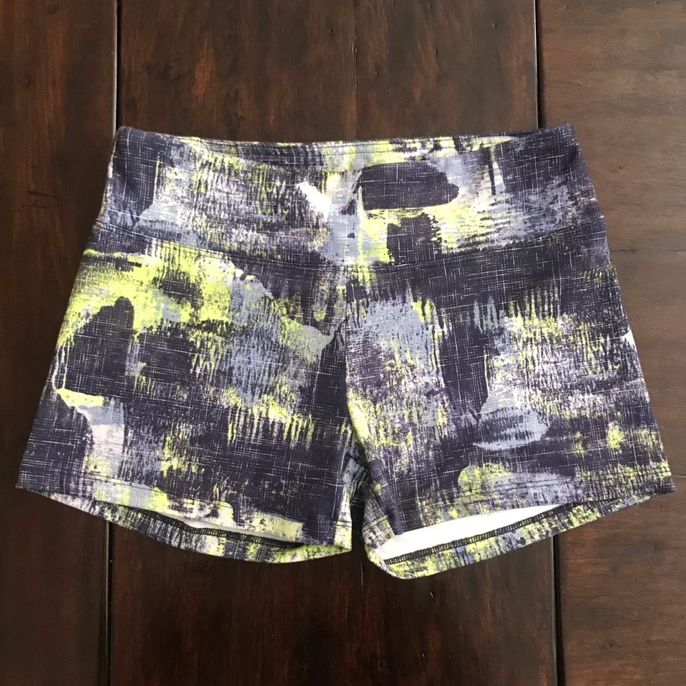 Blue & Green Multicolor Short Biker Yoga Shorts